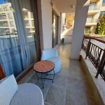 Apartmanhotel Diamond Sarafovo By Kp 4*