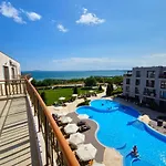 Aparthotel Diamond Sarafovo By Kp 4*