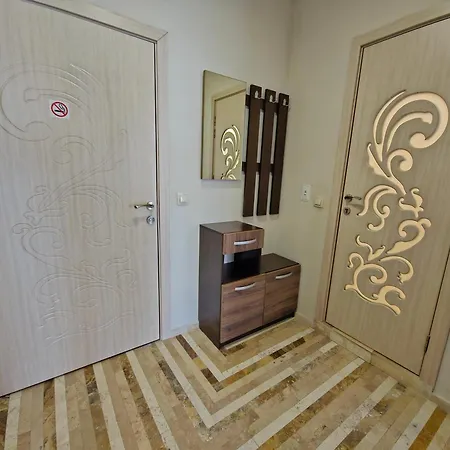Diamond Sarafovo By Kp 4*