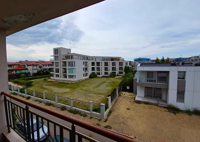 Diamond Sarafovo By Kp Aparthotel 4*