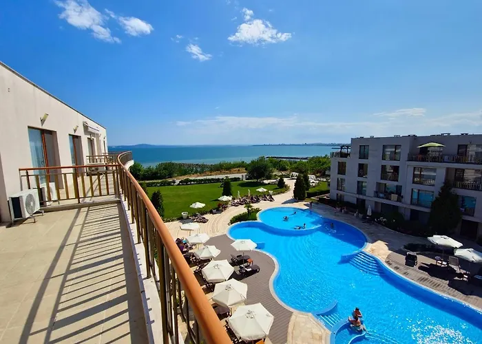 Aparthotel Diamond Sarafovo By Kp 4*