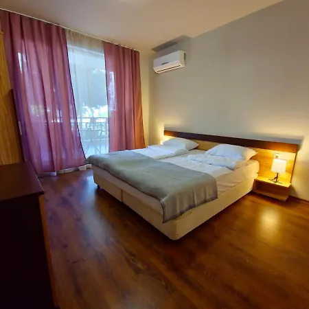 Diamond Sarafovo By Kp בורגאס