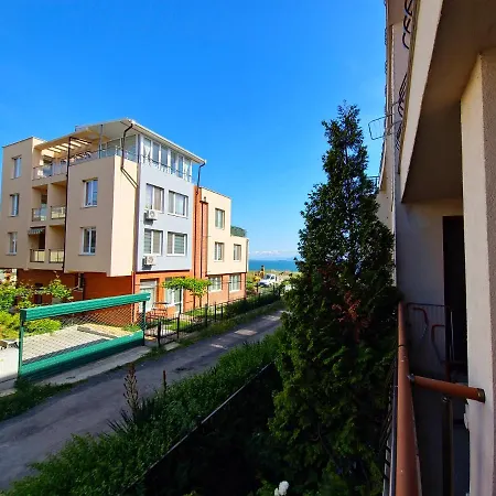 Diamond Sarafovo By Kp Aparthotel 4*
