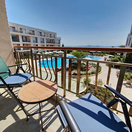 Apartmanhotel Diamond Sarafovo By Kp