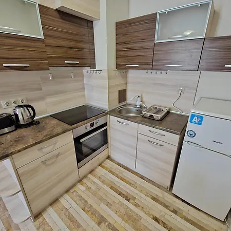 Diamond Sarafovo By Kp 4*