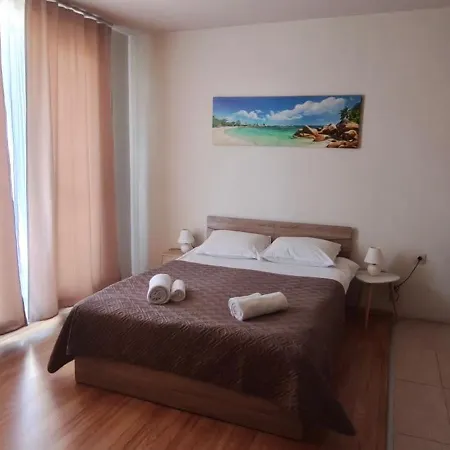 Diamond Sarafovo By Kp 4*