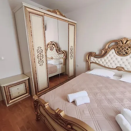 Diamond Sarafovo By Kp 4*