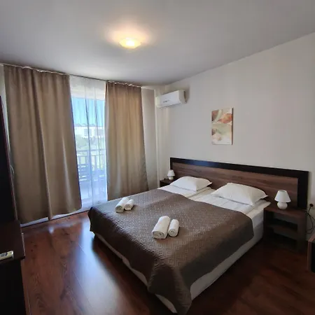 Diamond Sarafovo By Kp 4*