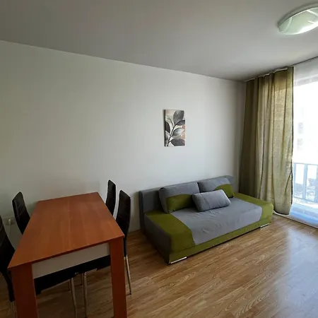 Diamond Sarafovo By Kp 4*