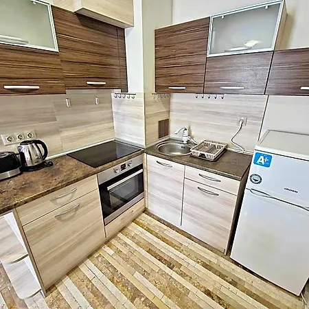 Aparthotel Diamond Sarafovo By Kp 4*