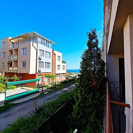 Diamond Sarafovo By Kp Aparthotel 4*