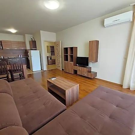 Aparthotel Diamond Sarafovo By Kp 4*
